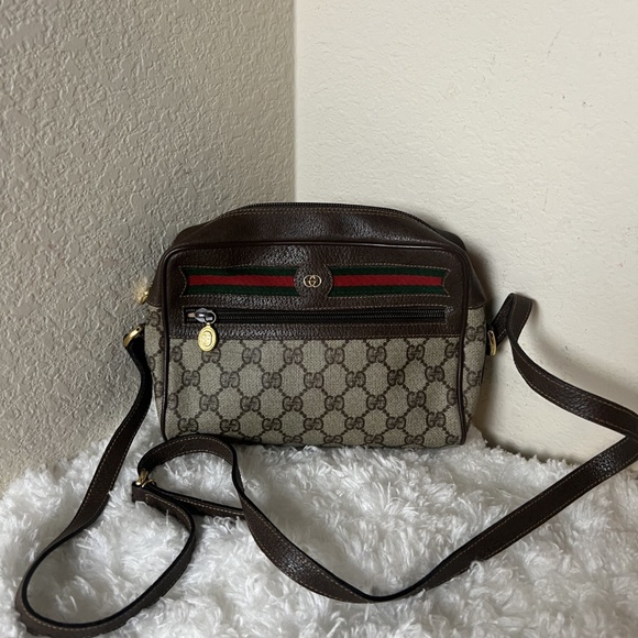 Gucci Vintage Crossbody Small - Picture 1 of 7